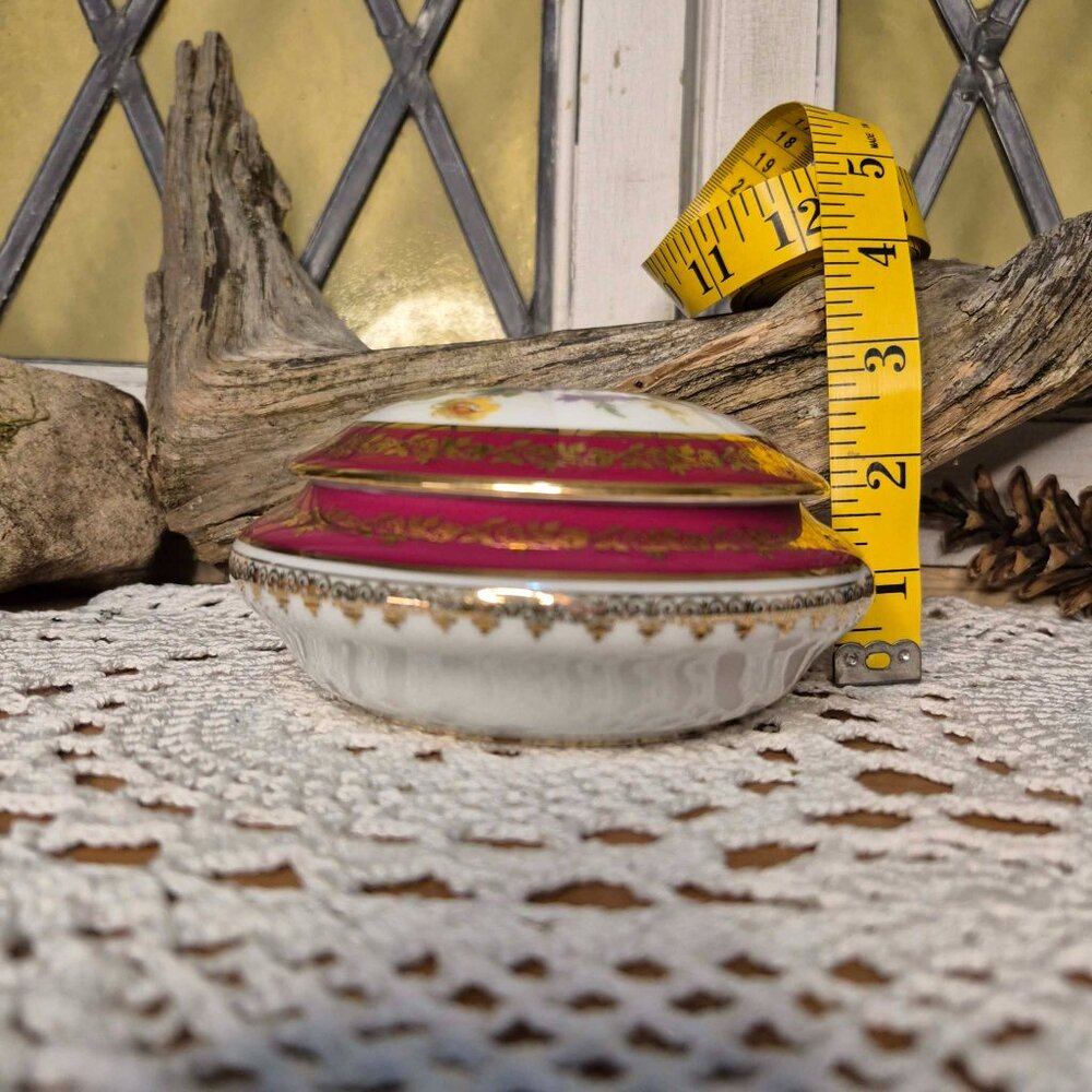 Vintage Limoges Porcelain Round Fushia Pink & Gold Trinket Box - Picture 10 of 10